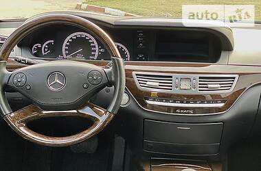 Седан Mercedes-Benz S-Class 2010 в Хмельницком