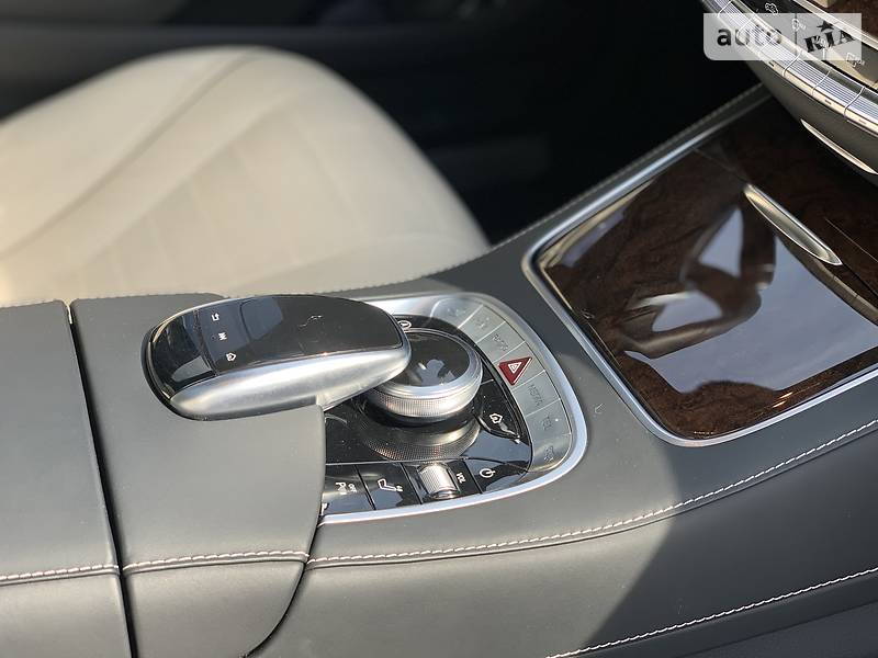 Седан Mercedes-Benz S-Class 2019 в Києві