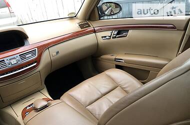 Седан Mercedes-Benz S-Class 2006 в 