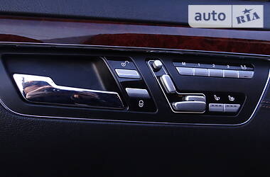 Седан Mercedes-Benz S-Class 2012 в 