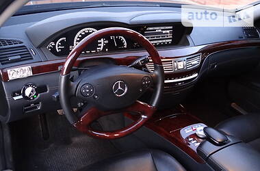 Седан Mercedes-Benz S-Class 2012 в 