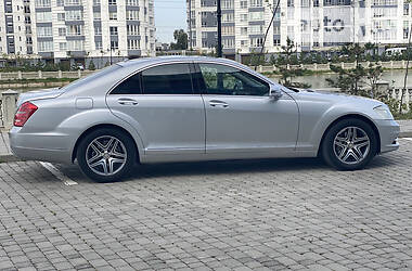 Седан Mercedes-Benz S-Class 2010 в Ивано-Франковске