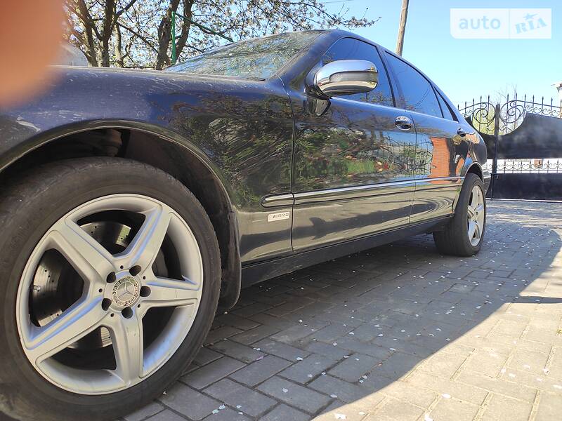 Седан Mercedes-Benz S-Class 2001 в Черкасах