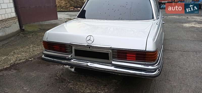 Седан Mercedes-Benz S-Class 1979 в Гайсину