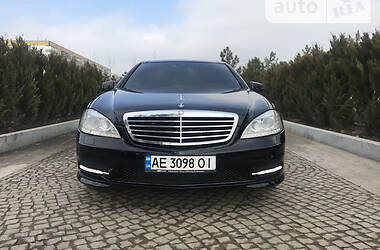 Седан Mercedes-Benz S-Class 2007 в Днепре