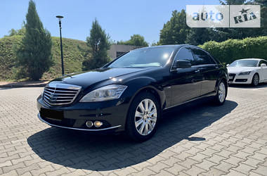 Седан Mercedes-Benz S-Class 2012 в Києві