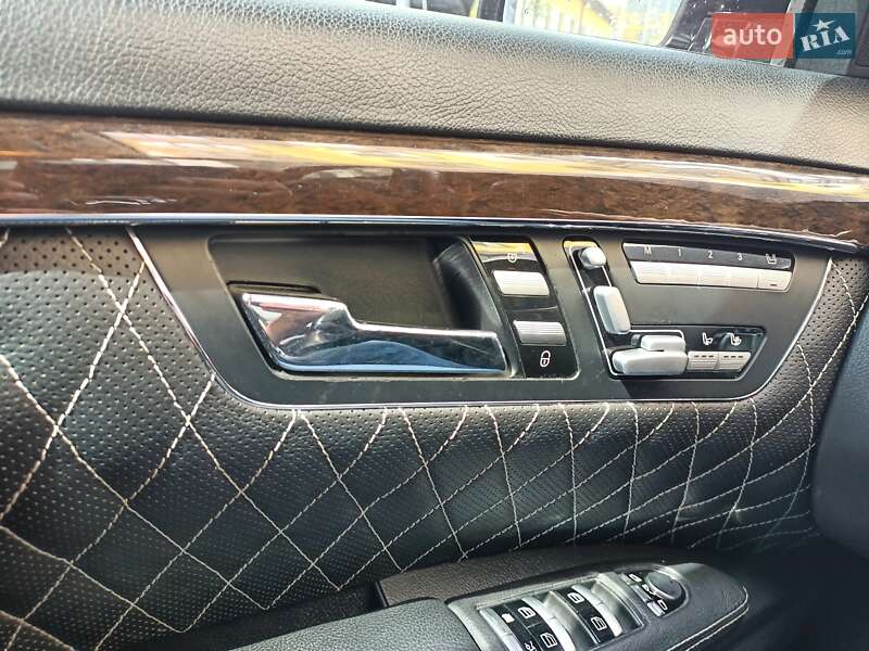 Седан Mercedes-Benz S-Class 2011 в Ивано-Франковске