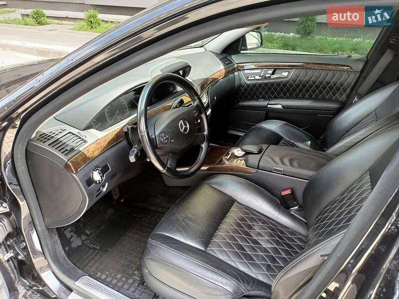 Седан Mercedes-Benz S-Class 2011 в Ивано-Франковске