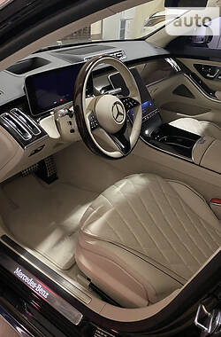 Седан Mercedes-Benz S-Class 2021 в 