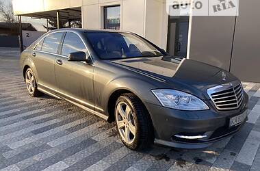 Седан Mercedes-Benz S-Class 2006 в Ужгороде