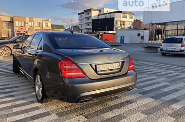 Седан Mercedes-Benz S-Class 2006 в Ужгороде