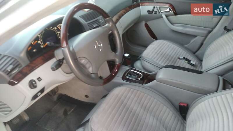 Седан Mercedes-Benz S-Class 1999 в Новоднестровске