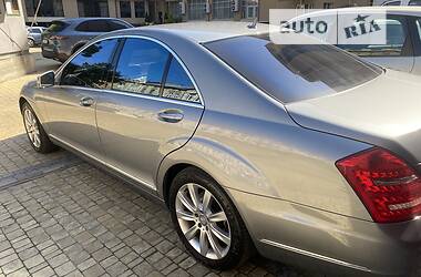 Седан Mercedes-Benz S-Class 2009 в Львове