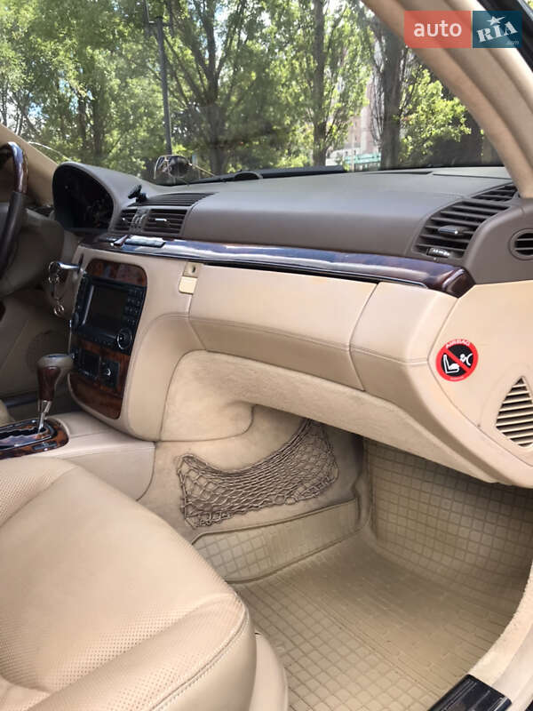 Седан Mercedes-Benz S-Class 2003 в Кривому Розі