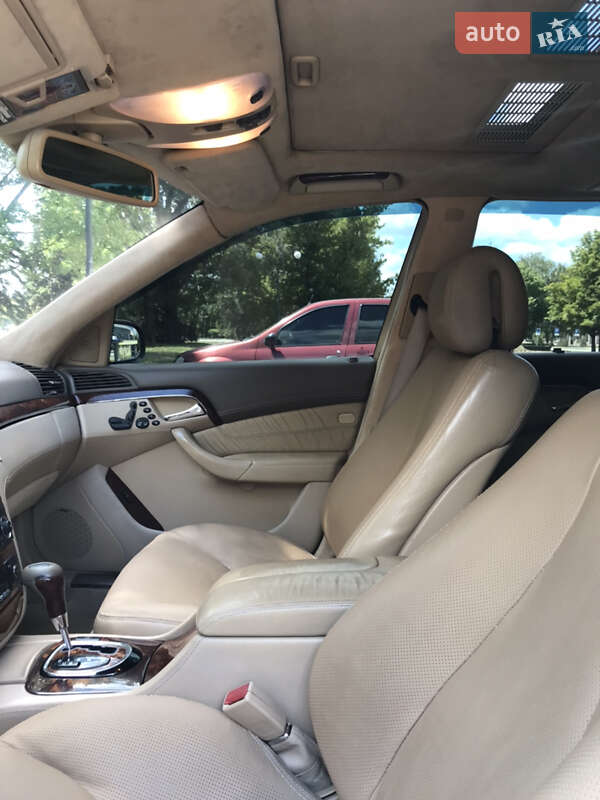Седан Mercedes-Benz S-Class 2003 в Кривому Розі