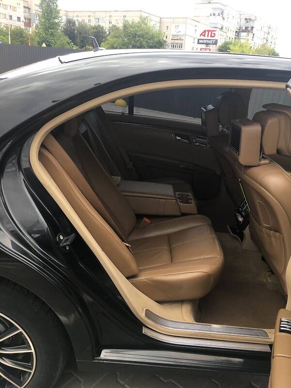 Седан Mercedes-Benz S-Class 2005 в Шептицькому