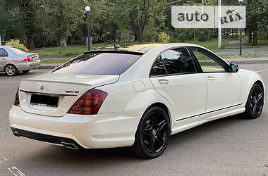 Седан Mercedes-Benz S-Class 2011 в Кривому Розі