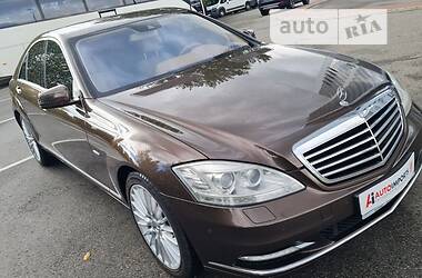 Седан Mercedes-Benz S-Class 2010 в Киеве