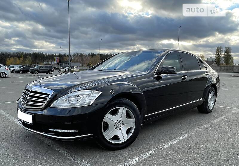 Седан Mercedes-Benz S-Class 2010 в 