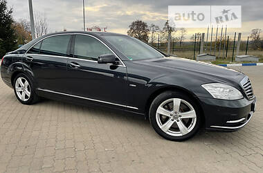 Седан Mercedes-Benz S-Class 2011 в Надвірній