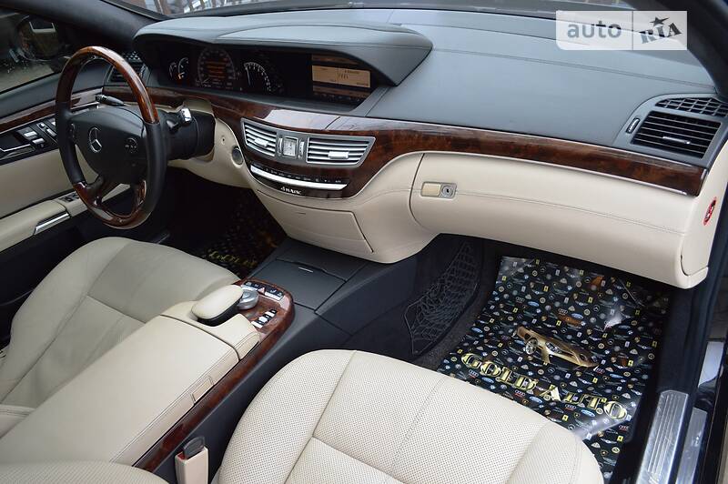Седан Mercedes-Benz S-Class 2006 в Одесі