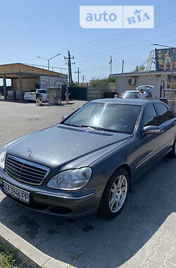 Седан Mercedes-Benz S-Class 2005 в Києві