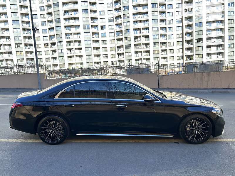 Mercedes-Benz S-Class 2020