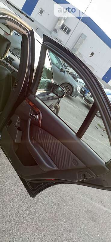 Седан Mercedes-Benz S-Class 2002 в Києві