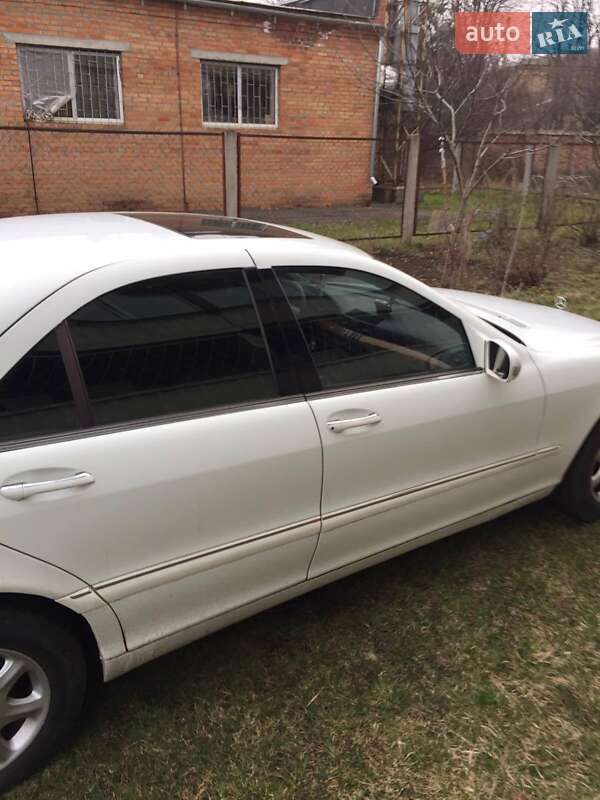 Седан Mercedes-Benz S-Class 2000 в Пирятині