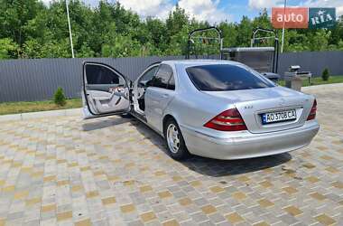 Седан Mercedes-Benz S-Class 2001 в Иршаве