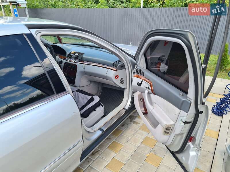 Седан Mercedes-Benz S-Class 2001 в Иршаве
