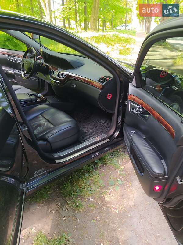 Седан Mercedes-Benz S-Class 2007 в Черновцах