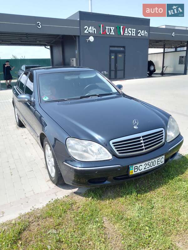 Седан Mercedes-Benz S-Class 2002 в 