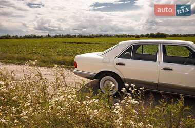 Седан Mercedes-Benz S-Class 1983 в Ивано-Франковске