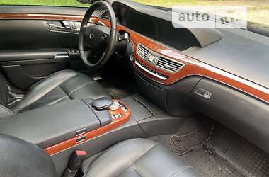 Седан Mercedes-Benz S-Class 2009 в 