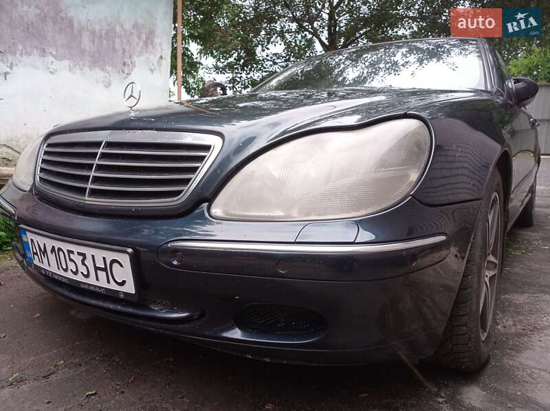 Седан Mercedes-Benz S-Class 2002 в Звягеле