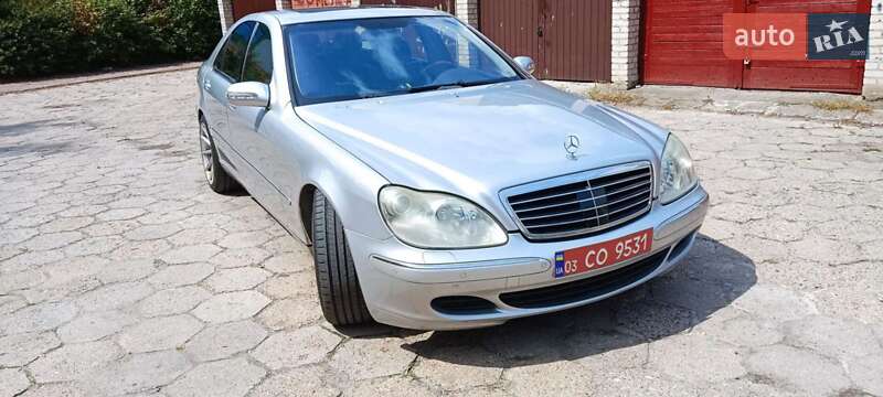 Седан Mercedes-Benz S-Class 2003 в Жовкві