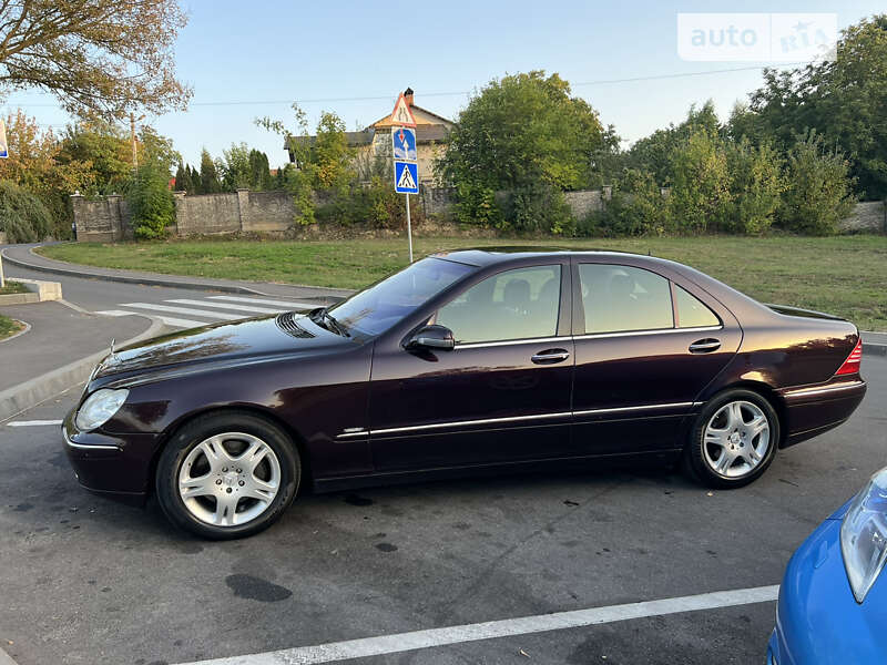 Седан Mercedes-Benz S-Class 2001 в Виннице