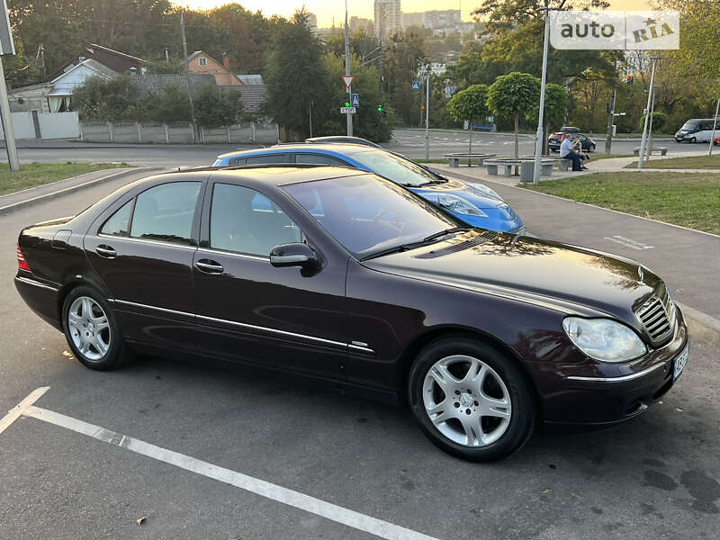 Седан Mercedes-Benz S-Class 2001 в Виннице