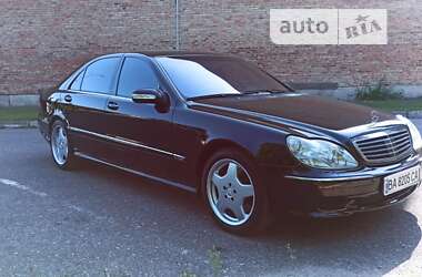 Седан Mercedes-Benz S-Class 2000 в Олександрії