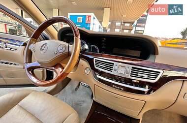 Седан Mercedes-Benz S-Class 2010 в 
