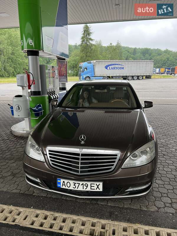 Седан Mercedes-Benz S-Class 2011 в Ужгороді фото 6 Седан Mercedes-Benz S-Class 2011 в Ужгороді