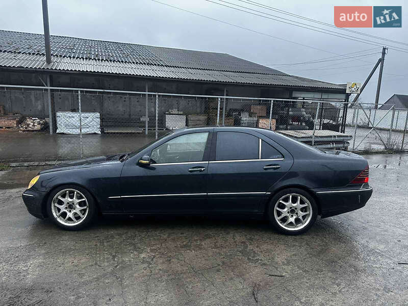 Седан Mercedes-Benz S-Class 2000 в Новомосковске