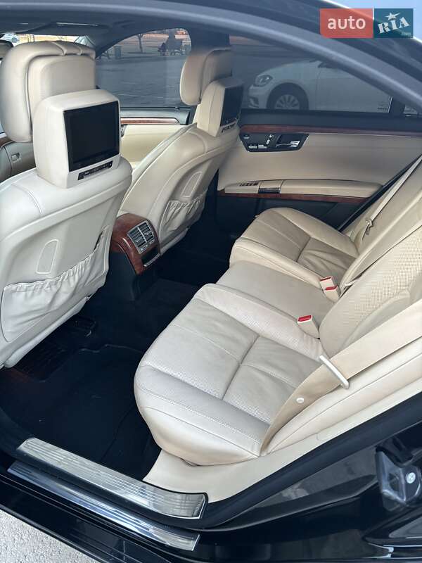 Седан Mercedes-Benz S-Class 2006 в Запорожье