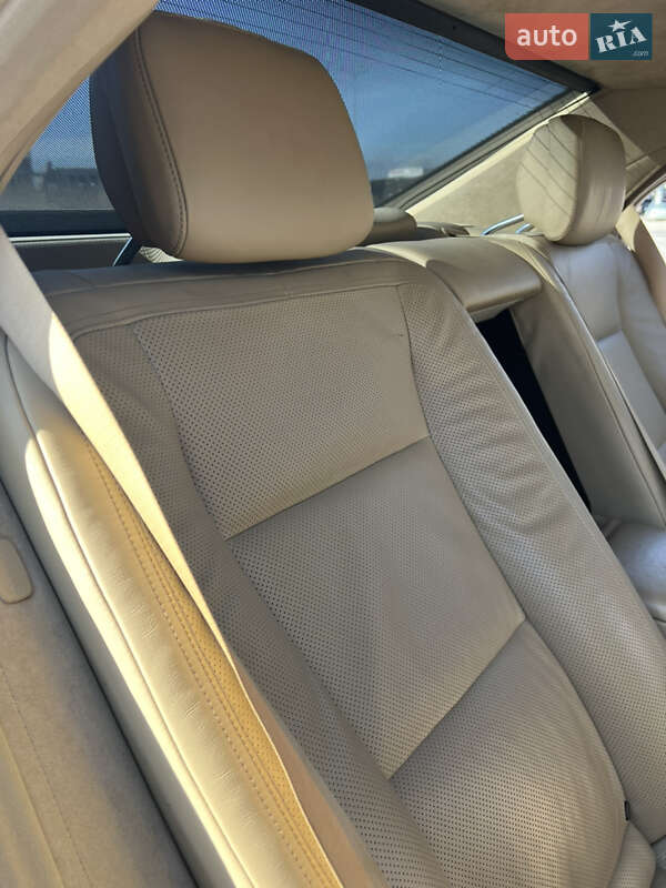 Седан Mercedes-Benz S-Class 2011 в Львові