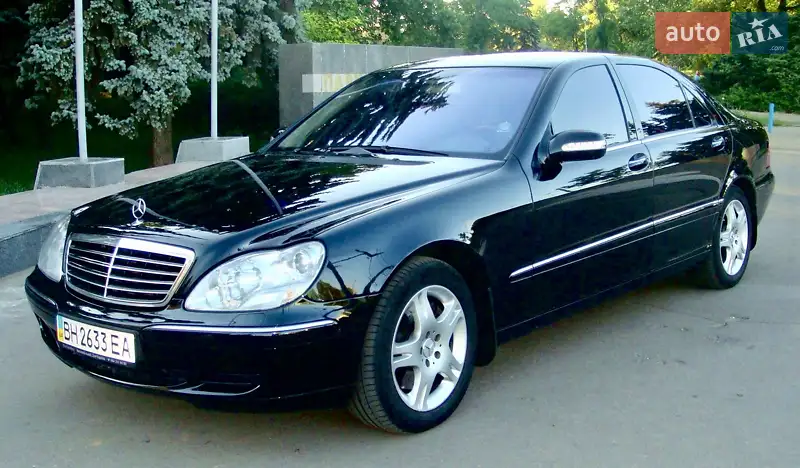 Mercedes-Benz S-Class