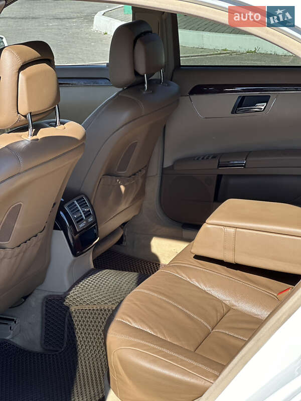 Седан Mercedes-Benz S-Class 2008 в Одесі