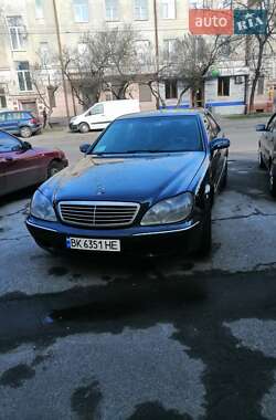 Седан Mercedes-Benz S-Class 2001 в Ровно