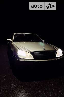 Седан Mercedes-Benz S-Class 2002 в Виннице