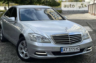 Седан Mercedes-Benz S-Class 2010 в Івано-Франківську